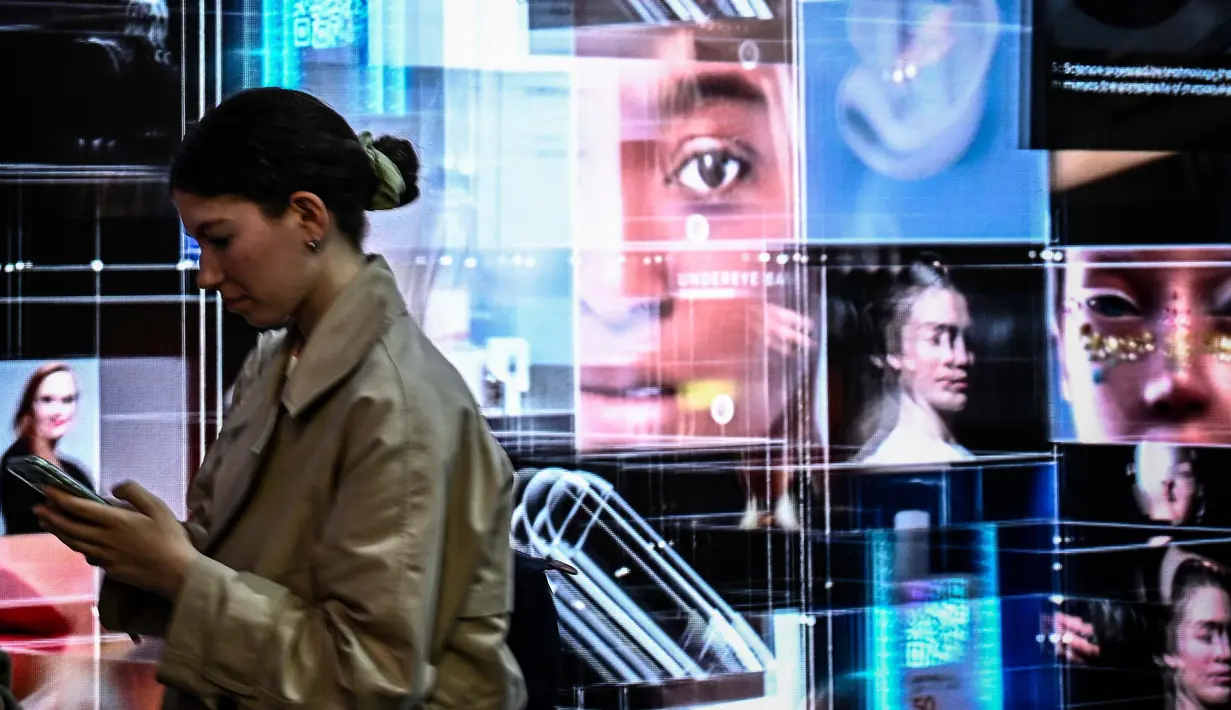 Pertama kali, VivaTech diselenggarakan pada tahun 2016. (JULIEN DE ROSA/AFP)
