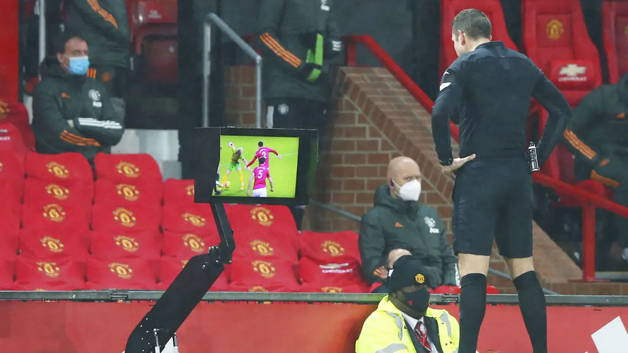 Berkat VAR, Manchester United Taklukkan West Bromwich Albion