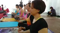 Ada pose yoga yang bisa dipakai untuk mengurangi nyeri haid, apa itu?