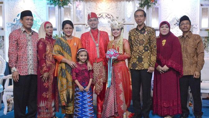Jokowi hadiri pesta pernikahan (Sumber: brilio)