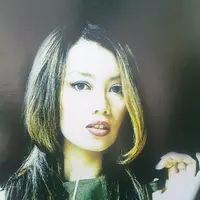 Reza Artamevia (via ryan-sponge.blogspot.com)