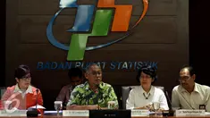 Badan Pusat Statistik (BPS) menggelar konferensi pers di Kantor BPS Pusat, Jakarta, Selasa (18/8/2015). Nilai ekspor Indonesia Juli 2015 mengalami penurunan sebesar 15,53% dibanding ekspor Juni 2015, (Liputan6.com/Johan Tallo) 
