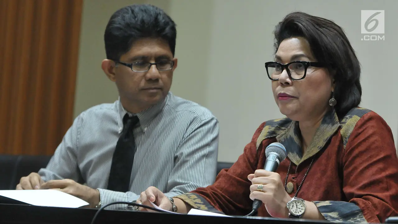 KPK Tunjukan Barang Bukti dari OTT Pejabat Jawa Timur