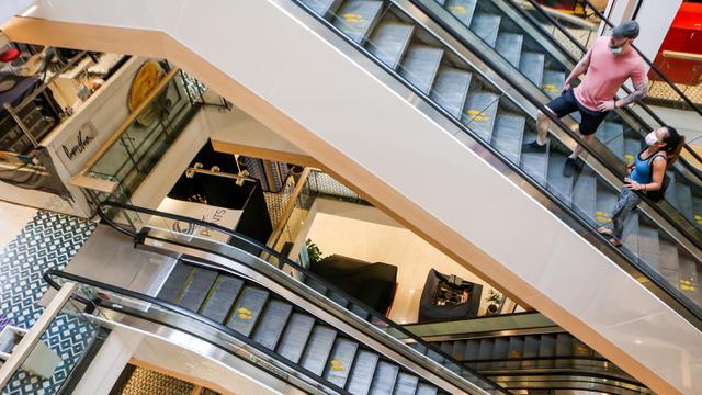 Penampakan Mal di Manila yang Hampir Kosong Akibat Pandemi