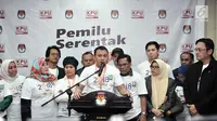 Sekjen PKB Abdul Kadir Karding (tengah) bersama pengurus DPP PKB memberi keterangan pers usai penyerahan berkas bakal caleg 2019 di Gedung KPU, Jakarta, Selasa (17/7). (Merdeka.com/Iqbal S Nugroho)