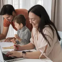 Perlu pengawasan khusus dari orangtua untuk remaja. [Dok/freepik.com]