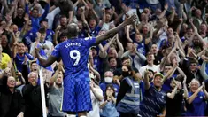 Romelu Lukaku - Chelsea memulangkan Bomber asal Belgia ini dari Inter Milan seteleh mengeluarkan uang tebusan sebesar Rp1,993 triliun. Pemain yang baru saja berkonflik dengan Tuchel ini baru mencetak Tujuh gol bersama The Blues. (AP/Antonio Calanni)