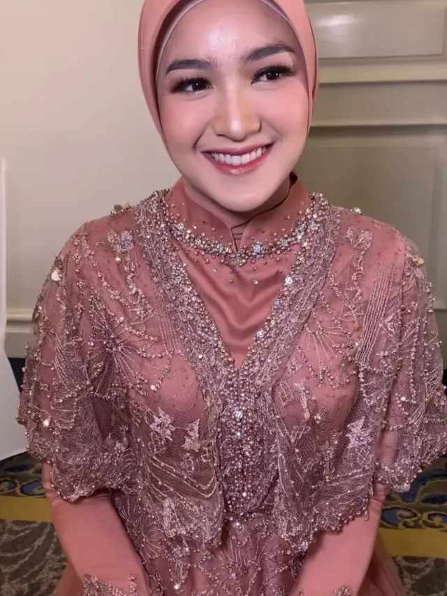 Gaya Fashion Tamu Lesti dan Billar di Tasyakuran Pernikahan