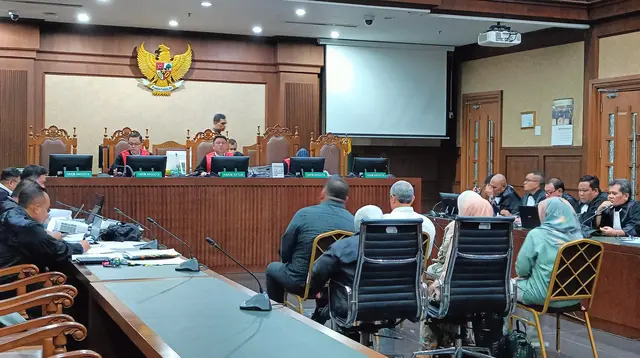 Dirjen Perkebunan Kementrian Pertanian (Kementan), Andi Nur Alamsyah saat jadi saksi untuk terdakwa Syahrul Yasin Limpo (SYL) di Pengadilan Negeri Tindak Pidana Korupsi, Jakarta Pusat. (Merdeka).