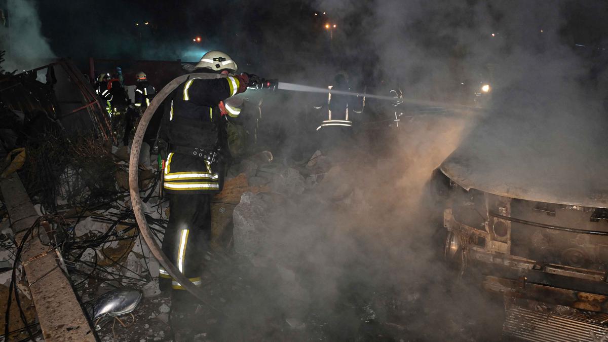 Pesawat Nirawak Rusia Hantam Kharkiv: Empat Tewas, 17 Lainnya Terluka