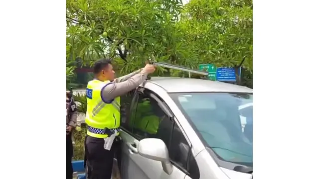 Pencopotan Rotator Dinas Palsu