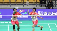 Tontowi Ahmad / Liliyana Natsir melewati babak pertama Kejuaraan Asia Bulu Tangkis 2018 yang berlangsung di Wuhan Sports Center, Tiongkok, Rabu (25/4/2018) pagi WIB. (Humas PB PBSI)