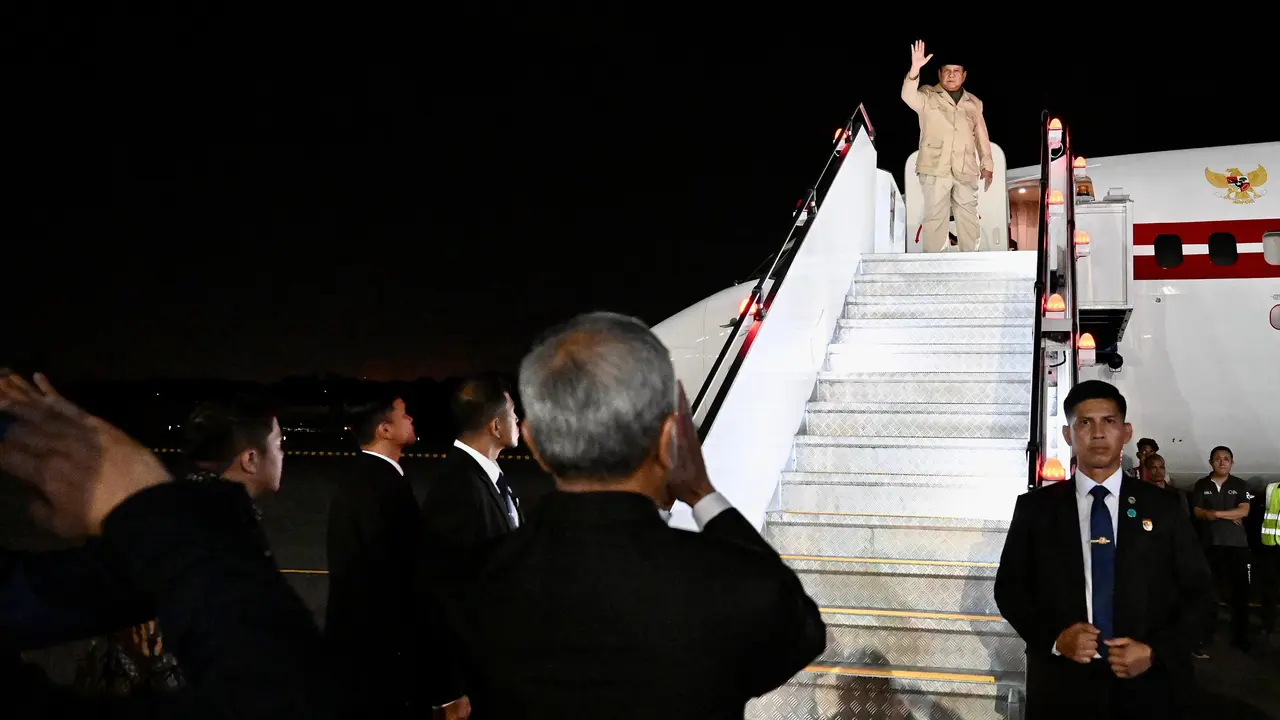 Presiden Prabowo Subianto meninggalkan Singapura dan bertolak ke Rusia untuk melanjutkan rangkaian kunjungan kerja (Cahyo - Biro Pers Sekretariat Presiden)