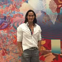 Sudah tak ikut kompetisi binaraga sejak 16 tahun lalu, Ade Rai tetap jaga kesehatan. (Foto: Instagram/ade_rai)