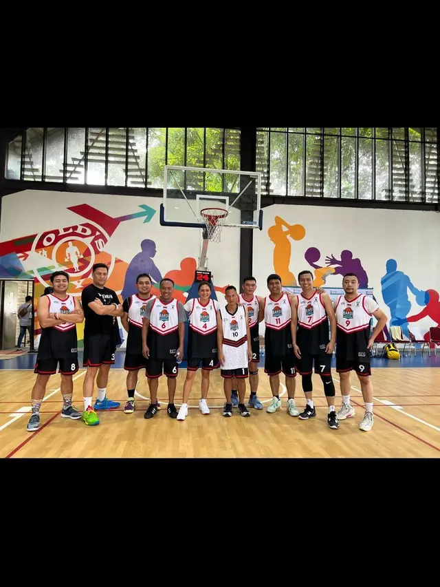 6 Potret Donna Agnesia Main Basket Lagi Usai 20 Tahun, Sebut Bak Udang Rebus