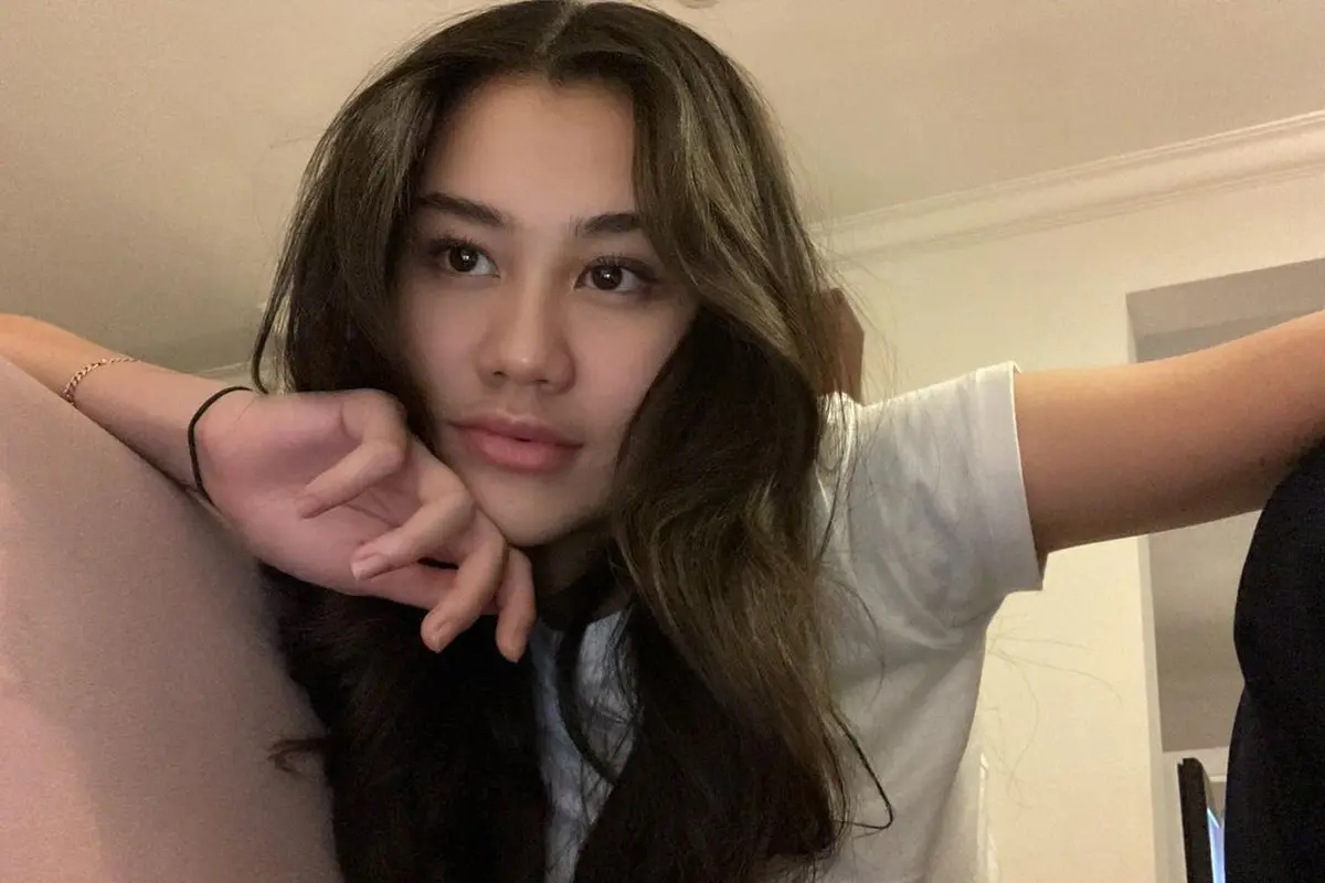 Gaya rambut panjang Aaliyah Massaid
