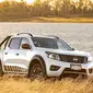 Navara N-TREK hadir dengan spesifikasi paling tinggi (Autoevolution)