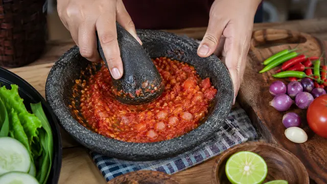 Langkah Demi Langkah Membuat Sambal Dadakan