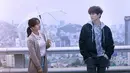 Just Between Lovers diambil dari kisah nyata tentan para korban runtuhnya mall S di Korea. Dengan kisahnya yang romantis dan tragis dapat membuat para penontonya jadi baper. (Foto: viki.com)