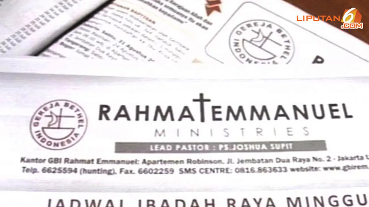 keluarga-korban-gereja-130821c.jpg