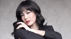 Dalam akun Instagram pribadinya, Bunga Zainal mengunggah hasil pemotretan terbarunya. Dalam pemotretan tersebut, ia pun memamerkan gaya rambut barunya yang langsung menjadi sorotan banyak netizen. (Liputan6.com/IG/@bungazainal05)