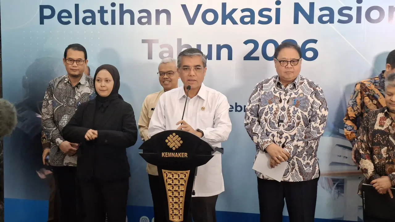 Menteri Ketenagakerjaan Yassierli, Jumat (27/2/2026). (Foto: Liputan6.com/Arief RH)