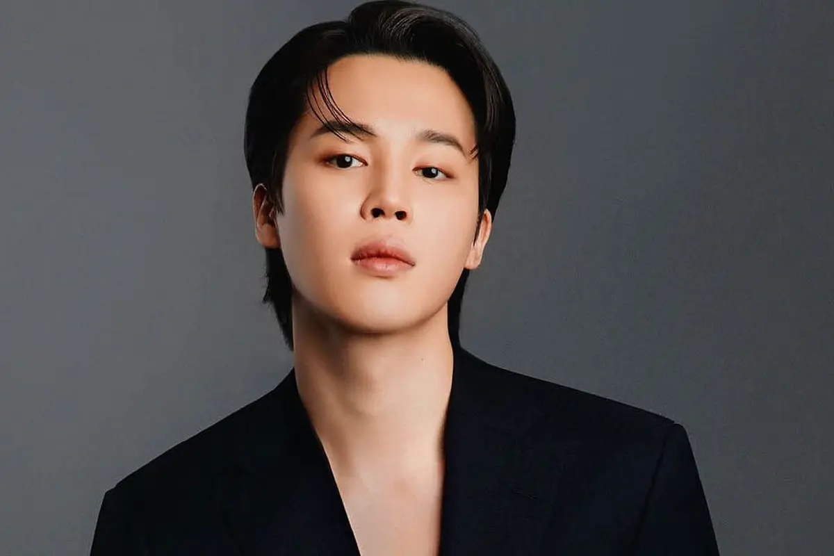 Jimin BTS Tampil Pamer Dada dan Tumpukan Gelang Ratusan Juta Saat Jadi Wajah Baru Tiffany & Co.