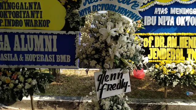 [Fimela] Bunga Duka Cita Istri Indro Warkop