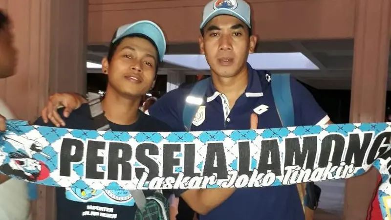 Pendukung Persela Lamongan (Liputan6.com / Dewi Devianta)