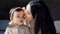 Potret Kedekatan Ashanty dengan Azura Anak Aurel Hermansyah dan Atta Halilintar, Kompak dan Stylish