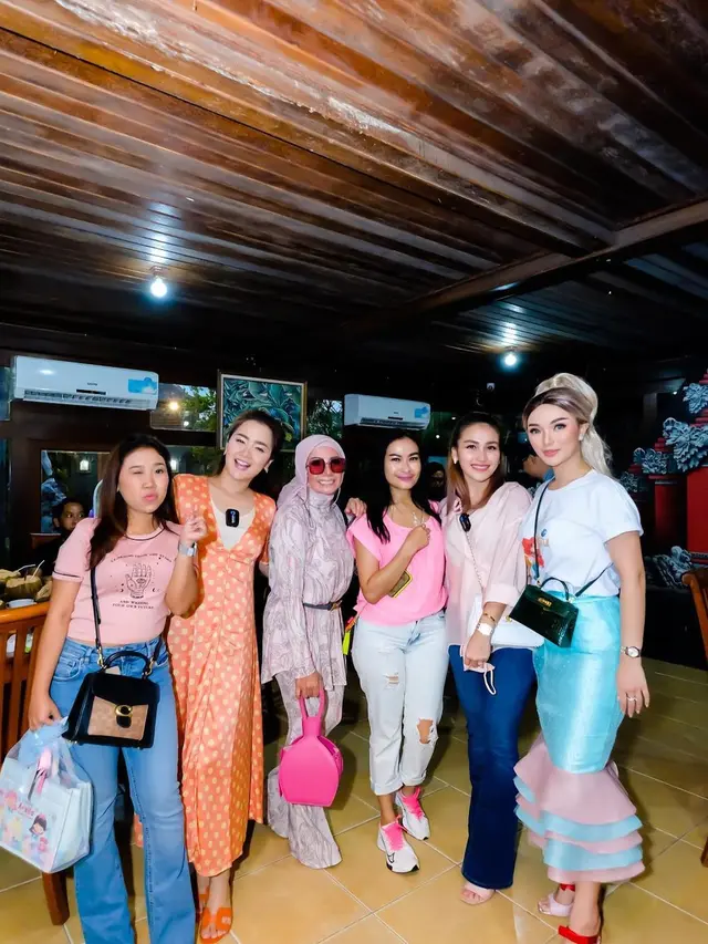 Pesta ultah putri Zaskia Gotik (Foto: Instagram/@zaskia_gotix)