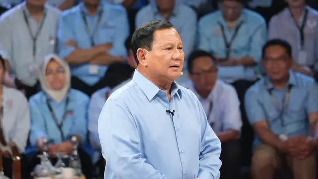 Beda Gaya Capres saat Debat Pilpres Pertama
