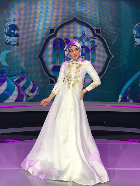 (Instagram/uyainaarshad)