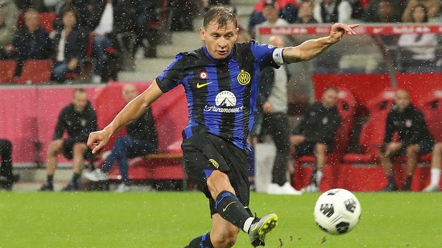 Foto: Drama Hujan Deras dan Hujan Gol di Laga Uji Coba Pramusim antara RB Salzburg Vs Inter Milan