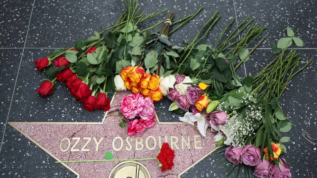 Ozzy Osbourne Meninggal Dunia, Penggemar Beri Penghormatan di Walk of Fame