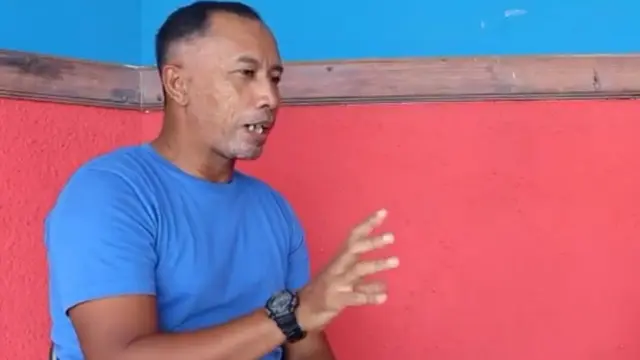 Uston Nawawi