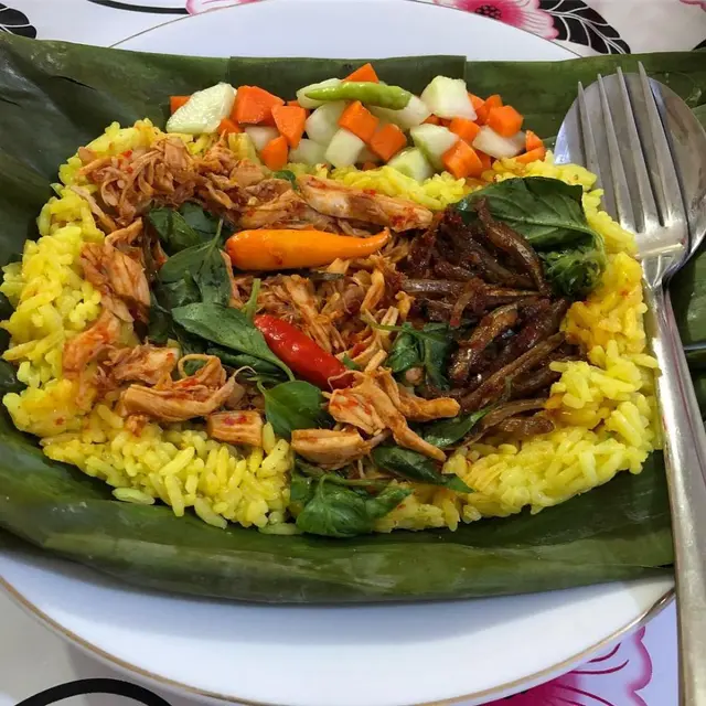 ilustrasi  cara membuat nasi kuning yang enak/cookpad