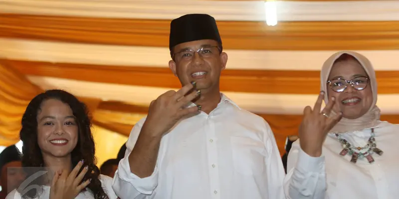 20170215-Anies Baswedan dan Keluarga Mencoblos TPS 28-Jakarta