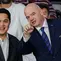 Ketua Umum PSSI, Erick Thohir dan Presiden FIFA, Gianni Infantino hadir menyaksikan laga final Piala Dunia U-17 2023 antara Timnas Jerman U-17 menghadapi Timnas Prancis U-17 di Stadion Manahan, Solo, Sabtu (2/12/2023). (Bola.com/Bagaskara Lazuardi)