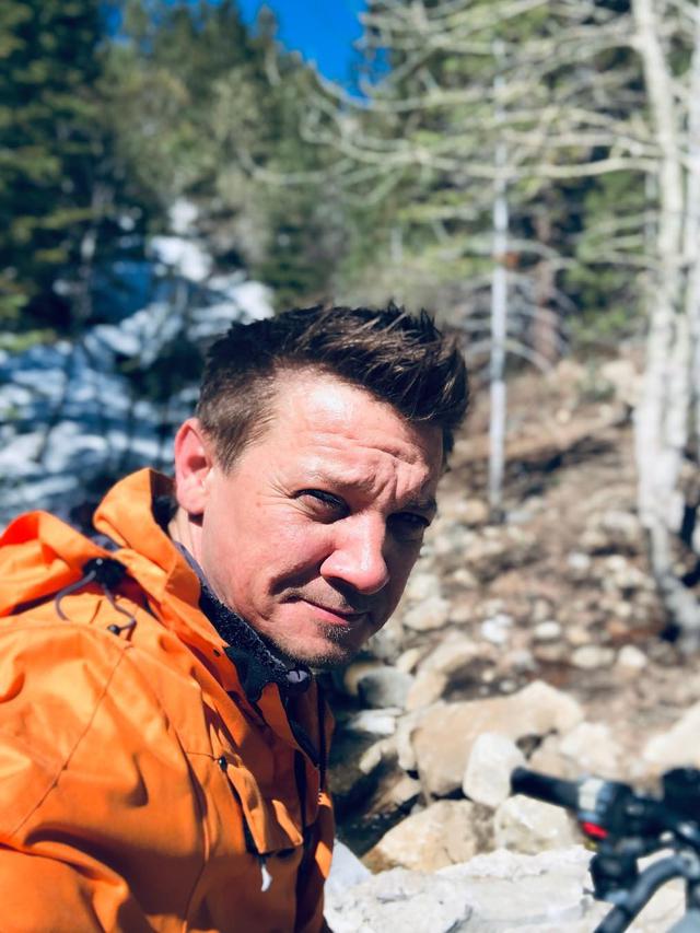 Jeremy Renner (Instagram/ renner4real)