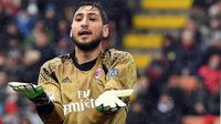 6. Gianluigi Donnarumma (AC Milan) - Italia tidak perlu kuatir jika Gianluigi Buffon pensiun, karena mereka sudah memiliki penggantinya. Kiper 17 tahun ini diyakini akan menjadi suksesor Buffon di bawah mistar Timnas Italia. (EPA/Daniel Dal Zennaro) 