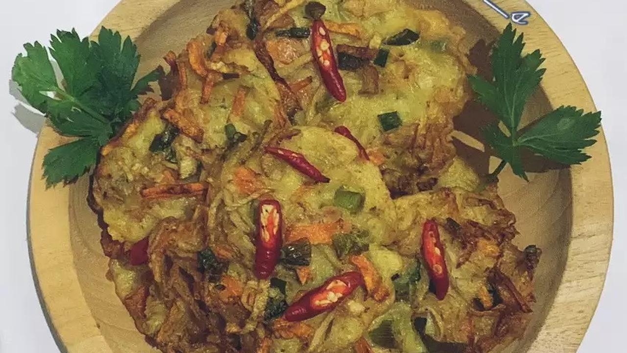 Resep camilan asin: bakwan rebung. (dok. Cookpad  @kristin_s)