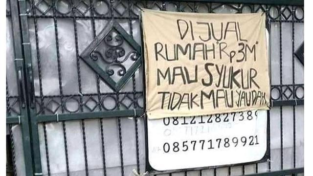 5 Spanduk Jual Rumah Ini Kocak Sekaligus Bikin Geregetan
