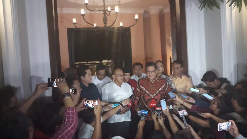 Tim Kampanye Nasional (TKN) Jokowi-Ma'ruf, mendatangi Ketua Dewan Pembina Partai Golkar, Aburizal Bakrie atau Ical.