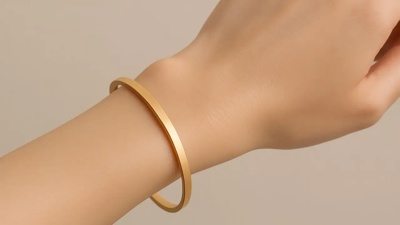AModel Gelang Emas yang Cocok untuk Tangan Kecil/Ilustrasi gambar oleh AI