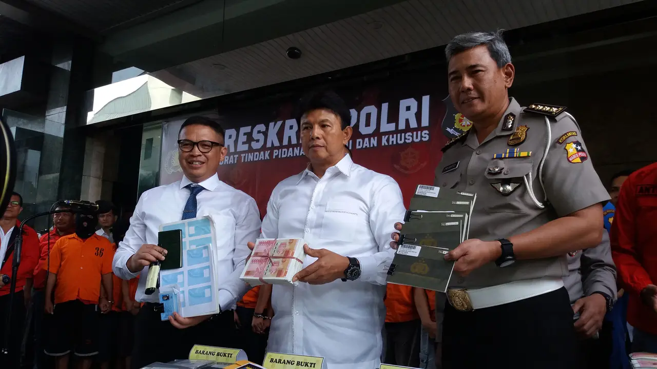 Kabareskrim Polri Komjen Ari Dono Sukmanto