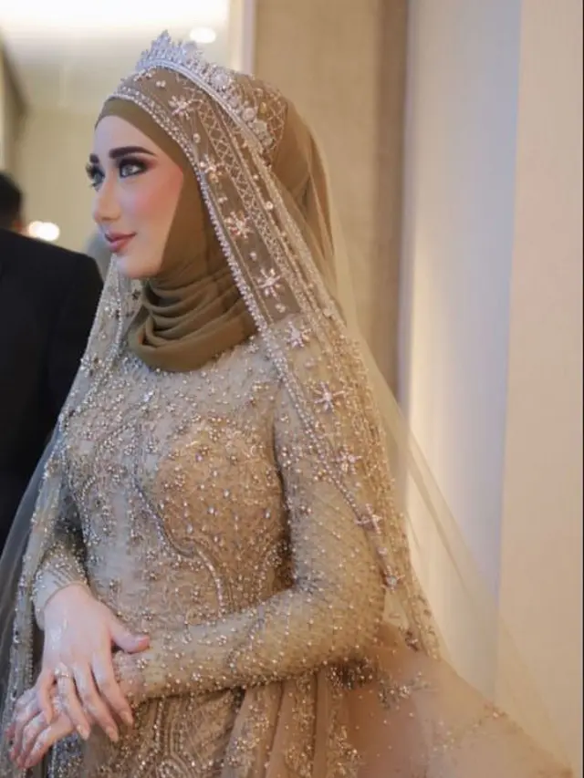 Syaira Anataya Putri Cindy Fatikasari saat menikah.