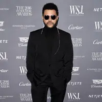 “Jika dia (Selena) memberikannya hadiah, dia (The Weeknd) lebih menyukai Selena bernyanyi untuknya,” ucap sumber. (AFP/Bintang.com)