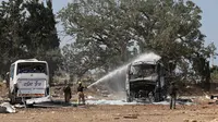 Iran Terus Gempur Israel, Sejumlah Bangkai Bus Terbakar