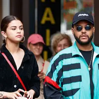 The Weeknd baru saja merilis My Dear Melancholy. Dalam lagunya yang berjudul Call Out My Name, ia menyindir Selena Gomez. (Getty Images - Cosmopolitan)